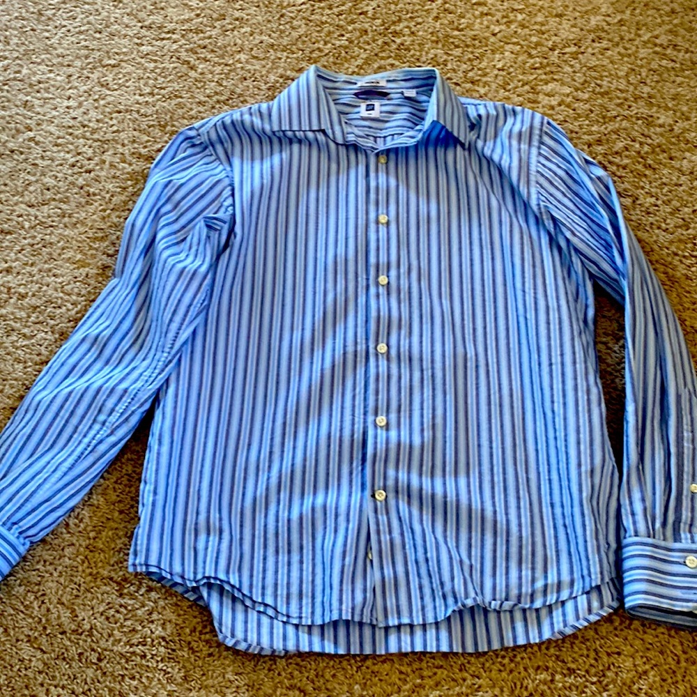 GAP men’s striped dress shirt. Size large.